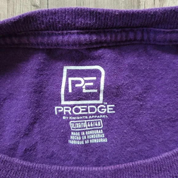 1+1+1= $35 🛍 Clemson Tigers Branded Violet Long Sleeves Size XL - Picture 3 of 6